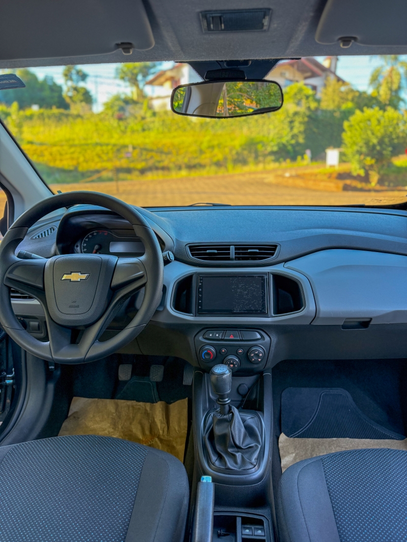 GM - Chevrolet ONIX HATCH Joy 1.0 8V Flex 5p Mec.