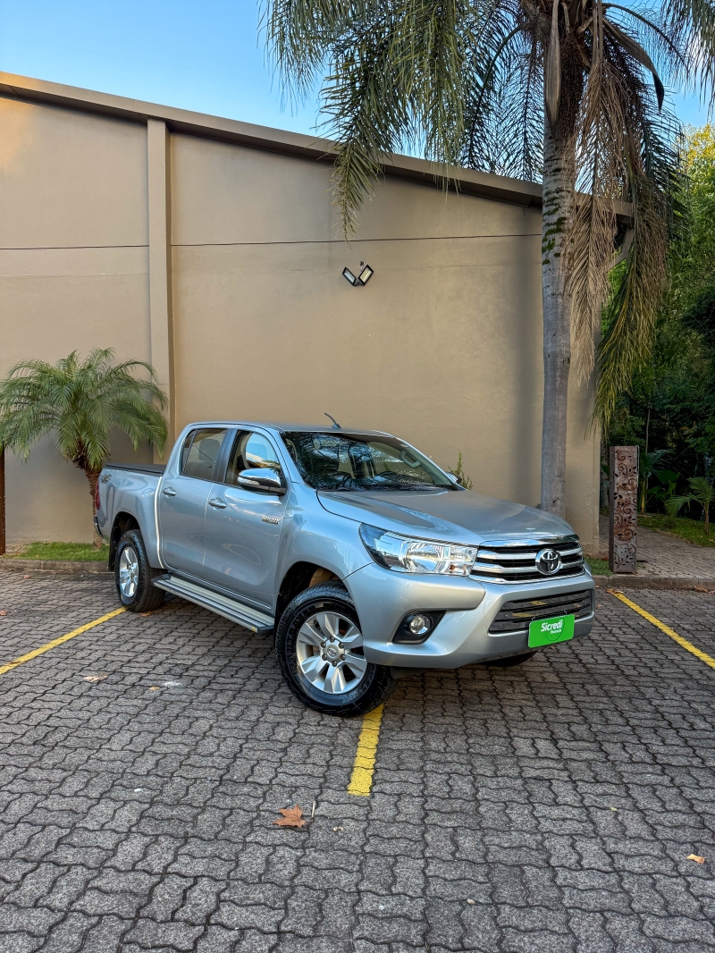 Toyota Hilux CD SR 4x4 2.8 TDI Diesel Aut.